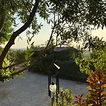 Glamping Algarve Retiro Dos Sonhos 农家乐 *